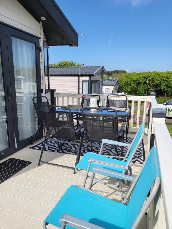 Luxury Woodland Retreat Holiday Home - Shorefield Country Park Downton  Екстер'єр фото